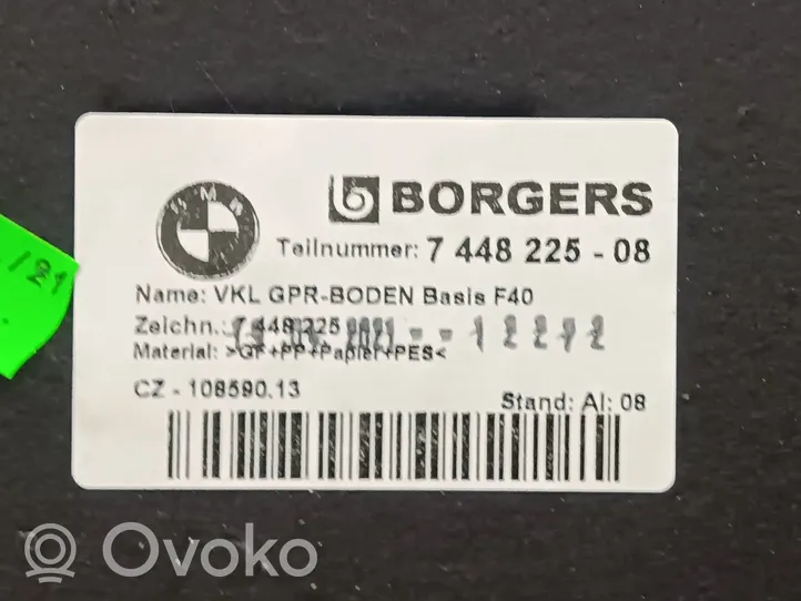 BMW 1 F40 Tappeto di rivestimento del fondo del bagagliaio/baule 7448225