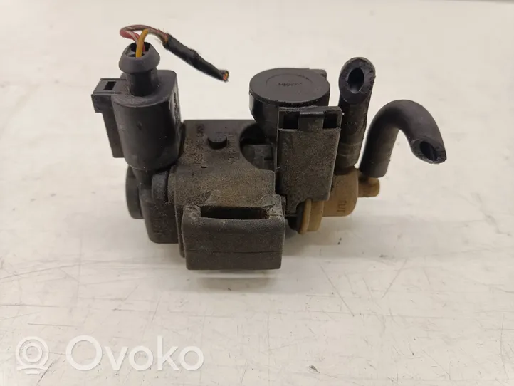 Audi A7 S7 4G Solenoidinis vožtuvas 059906629F