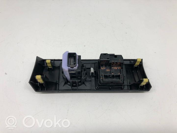 Toyota Land Cruiser (J150) Verkleidung Kombiinstrument Cockpit 5547660100