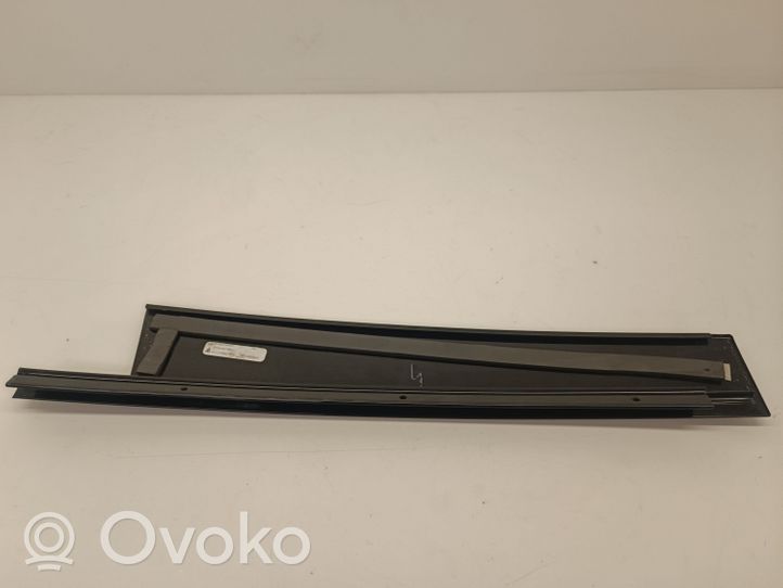 Mercedes-Benz GLE (W166 - C292) Rear door trim (molding) A1666900487