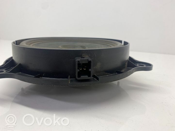 Nissan Qashqai Głośnik drzwi przednich 281569U00A