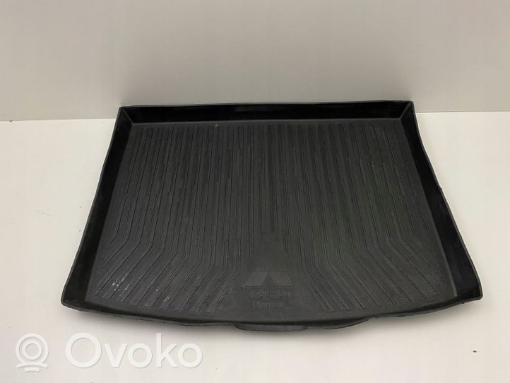 Mitsubishi Eclipse Cross Tapis en caoutchouc MZ314980