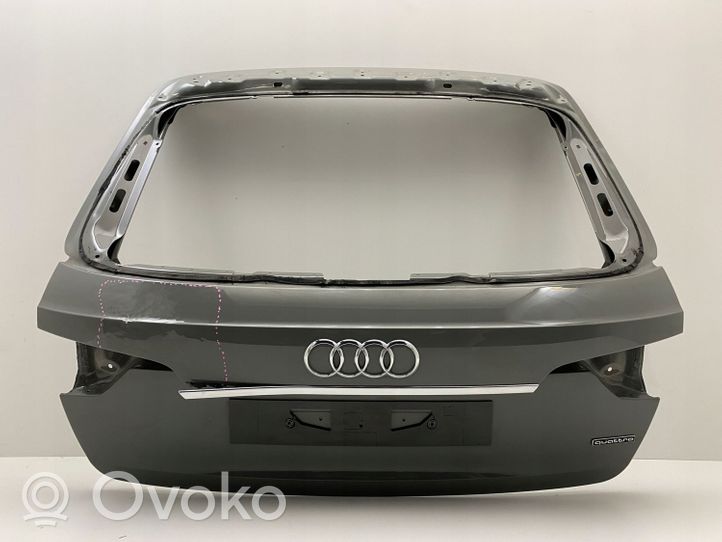 Audi A4 S4 B9 8W Takaluukun/tavaratilan kansi 8W9827025C