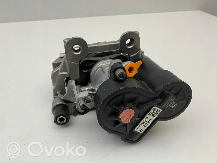 BMW i3 Tylny zacisk hamulcowy 6853858-02