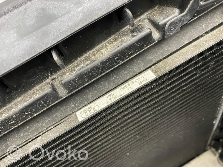 Audi A5 Pannello di supporto del radiatore 8W0959455J