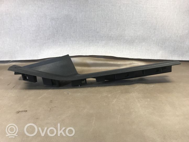 BMW 7 F01 F02 F03 F04 Galinio kėbulo slenksčio apdaila 9114130