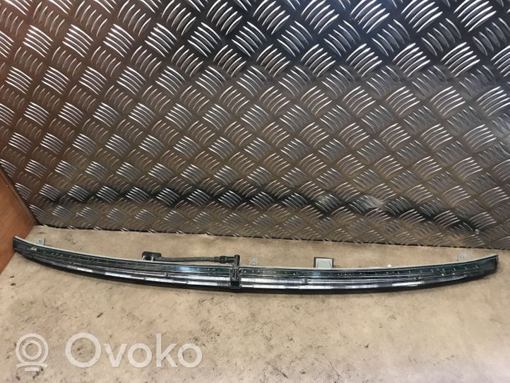 Mercedes-Benz E W211 Luce d’arresto centrale/supplementare A2118601247