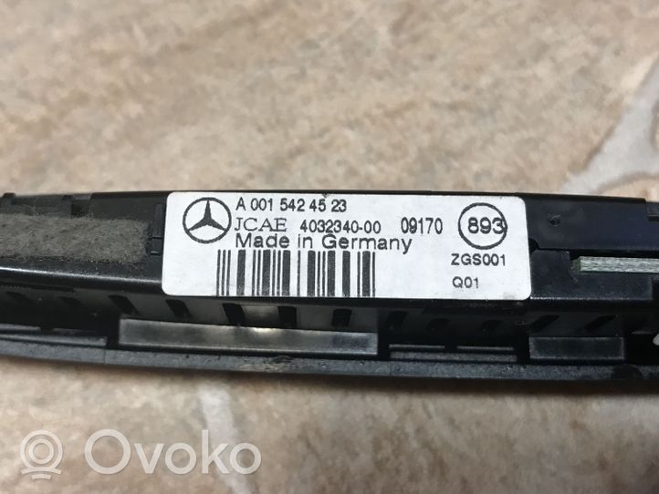 Mercedes-Benz E W212 Wyświetlacz parkowania PDC A0015424523