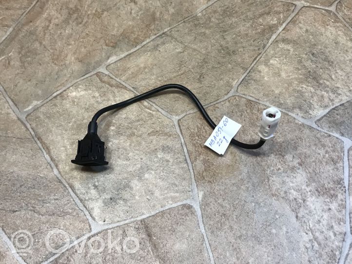 Mercedes-Benz C W204 AUX in-socket connector A1728200515