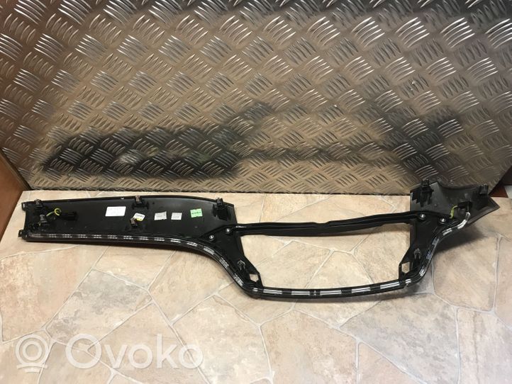 Mercedes-Benz GL X166 Rivestimento del vano portaoggetti del cruscotto 4757400