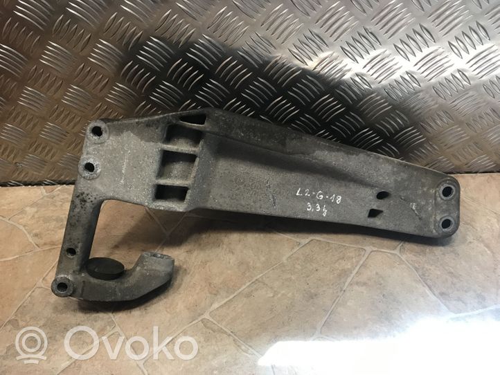 BMW X4 F26 Supporto di montaggio scatola del cambio 6786567