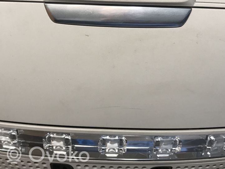 Mercedes-Benz C W205 Światło fotela przedniego A0009068503