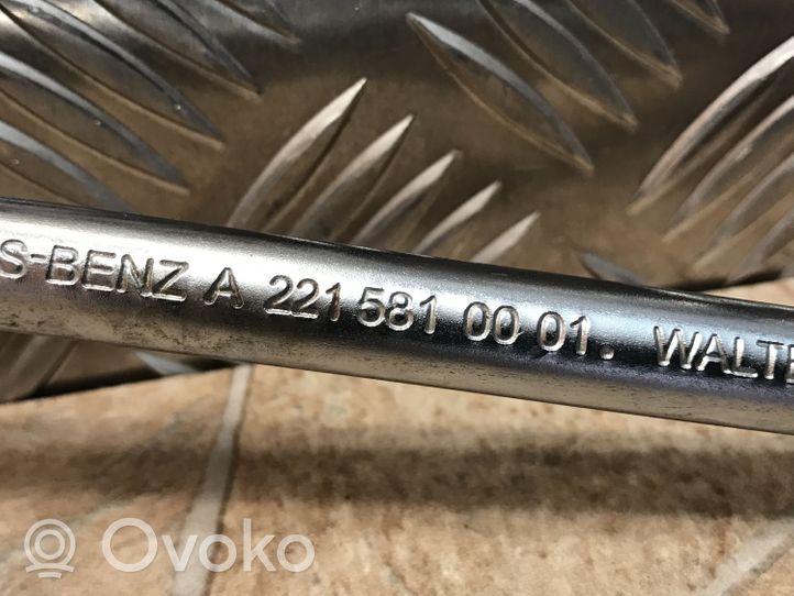 Mercedes-Benz C W203 Clé à écrou de roue A2215810001