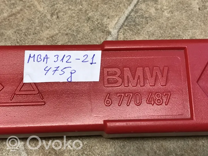 BMW 3 E90 E91 Įrankių daiktadėžė 6770487