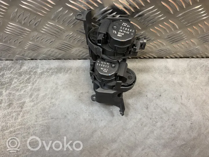 BMW 7 E65 E66 Activador/motor del colector de admisión 6917974