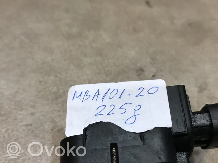 Volvo V50 Cewka zapłonowa wysokiego napięcia 0221604001