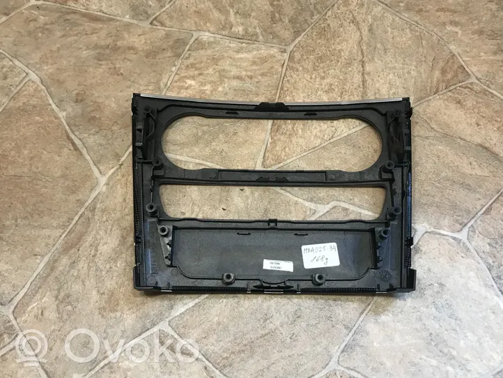 Mercedes-Benz ML W164 Other center console (tunnel) element 1646804417