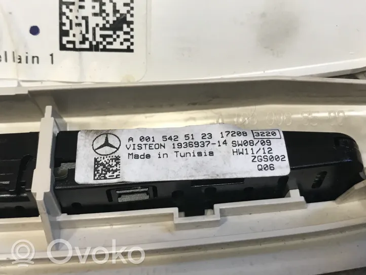 Mercedes-Benz GLE (W166 - C292) Éclairage lumière plafonnier avant A1669066500