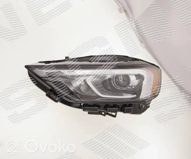 Ford Edge II Lampa przednia KK7B13W030A