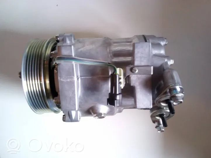 Volvo V50 Компрессор (насос) кондиционера воздуха SD7V16-1288