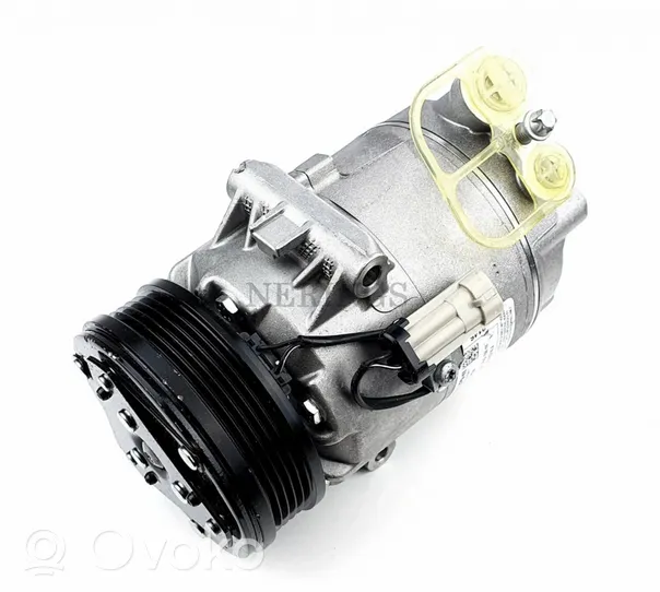 Vauxhall Astra H Kompresor / Sprężarka klimatyzacji A/C TSP0155458