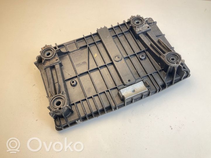 Mercedes-Benz E W238 Boîte de batterie A2056200118