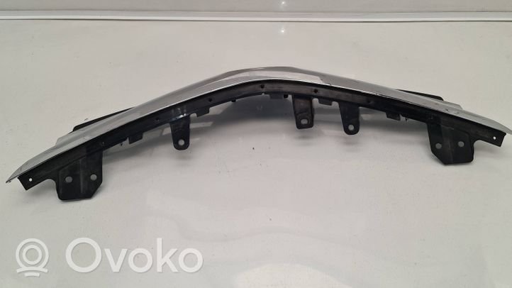 Toyota Corolla E120 E130 Maskownica / Grill / Atrapa górna chłodnicy 531102A80