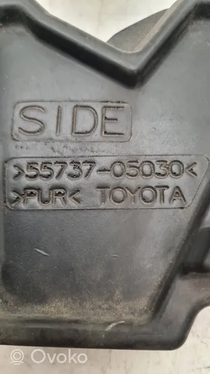 Toyota Avensis T270 Sonstiges Einzelteil Motorraum 5573705030