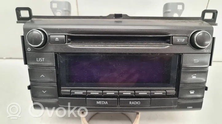 Toyota RAV 4 (XA40) Panel / Radioodtwarzacz CD/DVD/GPS 8612042400