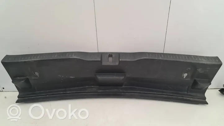 Toyota Auris E180 Protection de seuil de coffre 6471602120
