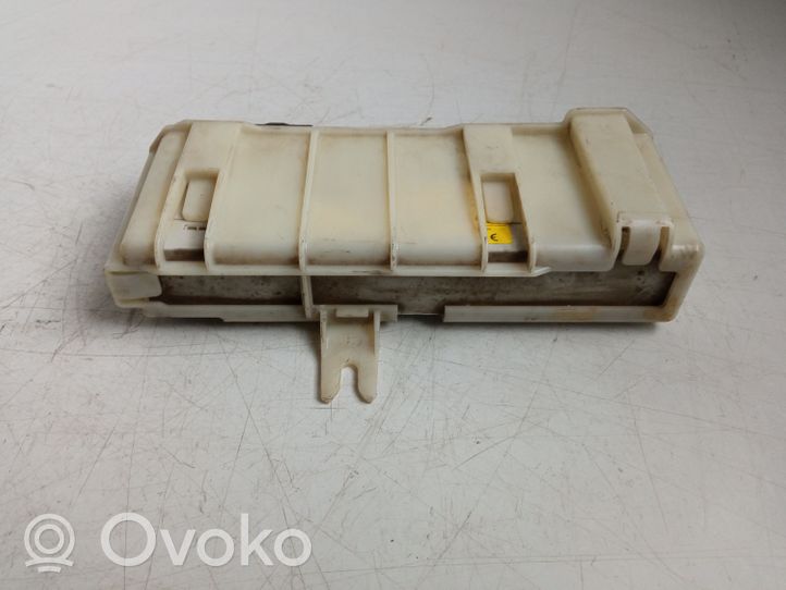 BMW 5 F10 F11 Sterownik / Moduł elektrycznej klapy tylnej / bagażnika 61357258363