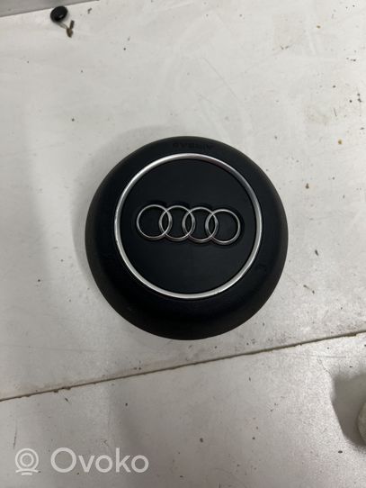 Audi Q2 - Ohjauspyörän turvatyyny 81A880201L