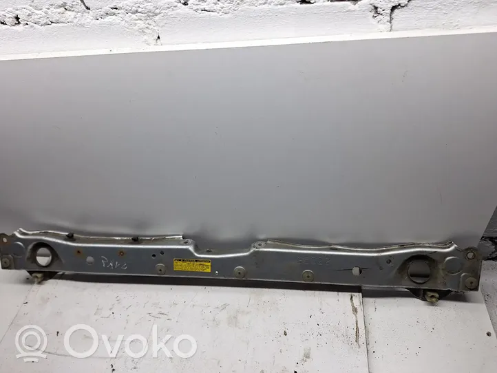 Toyota RAV 4 (XA10) Radiatoru paneļa augšējā daļa (televizors) 