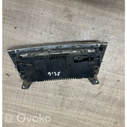 Mercedes-Benz C W203 Panel klimatyzacji A2038304085