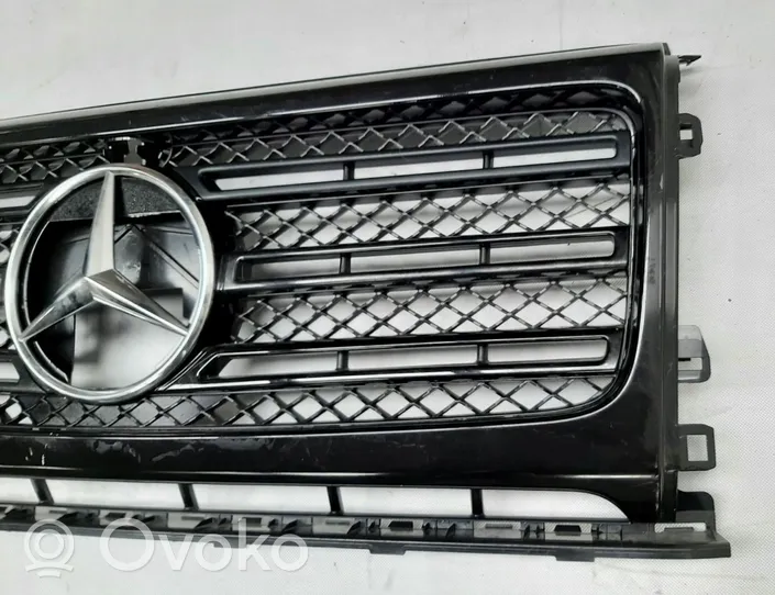 Mercedes-Benz G W463 Front grill A4638880400