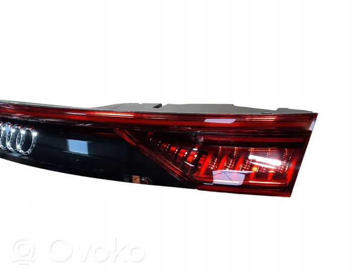 Audi Q8 Rear/tail lights 4M8945095N