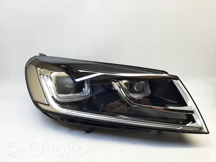 Volkswagen Touareg II Headlight/headlamp 7P1941752B