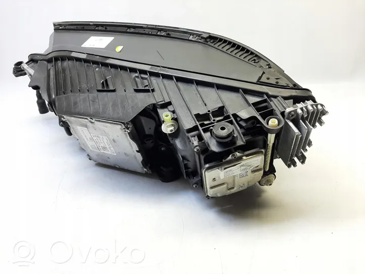 Volkswagen Touareg III Faro delantero/faro principal 761941082