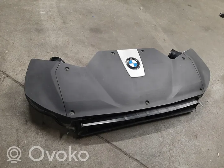 BMW X6 F16 Caja del filtro de aire 13717638564