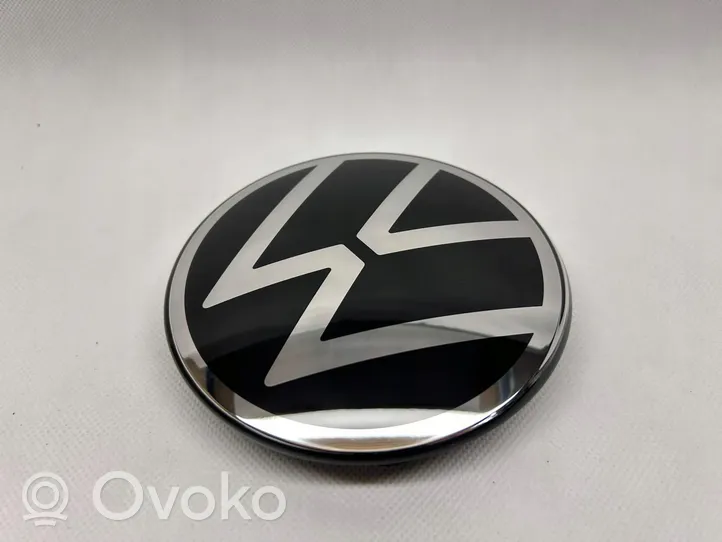 Volkswagen T-Roc Mostrina con logo/emblema della casa automobilistica 5H0853601M