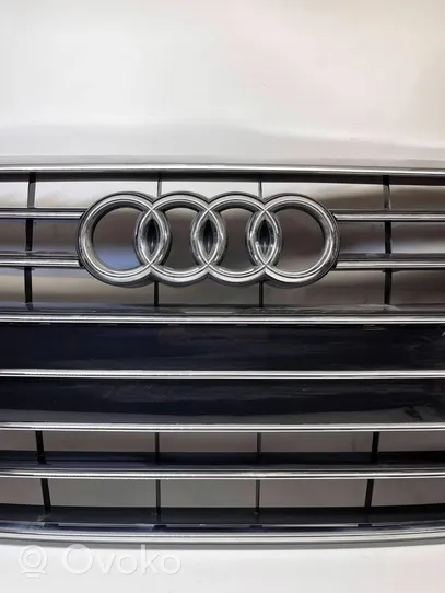 Audi A8 S8 D5 Maskownica / Grill / Atrapa górna chłodnicy 4N0853651H