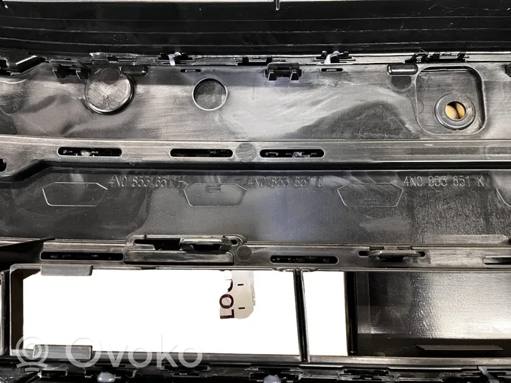 Audi A8 S8 D5 Maskownica / Grill / Atrapa górna chłodnicy 4N0853651H