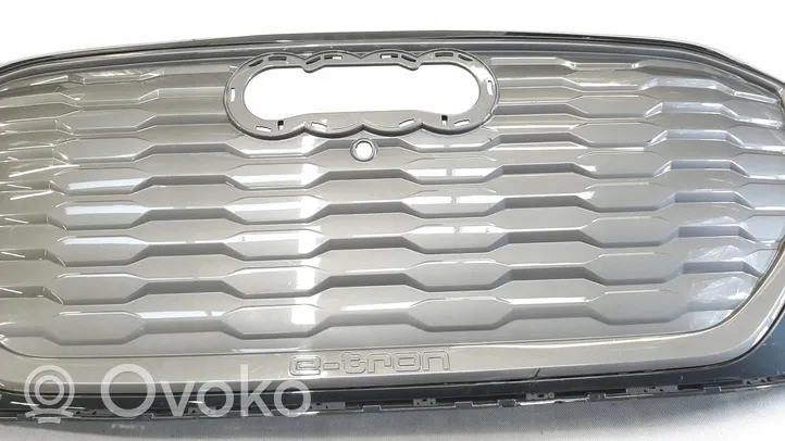 Audi Q4 Sportback e-tron Atrapa chłodnicy / Grill 89A807725A