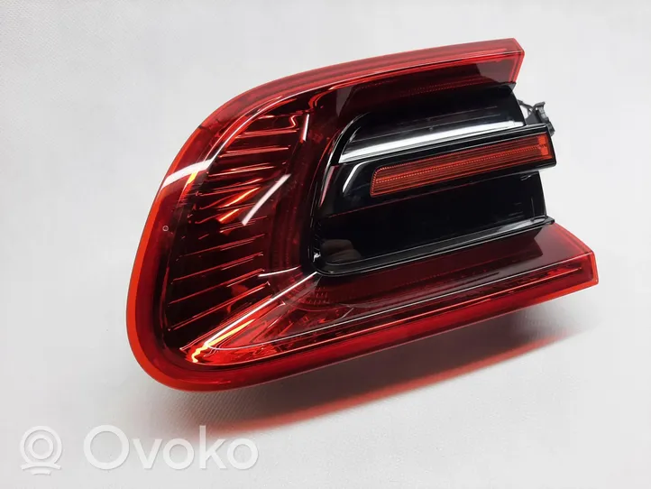 Porsche Macan Lampy tylnej klapy bagażnika 95B945094F