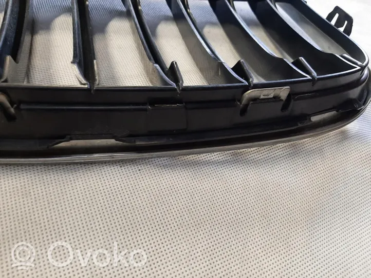 BMW X1 F48 F49 Front bumper upper radiator grill 7383363