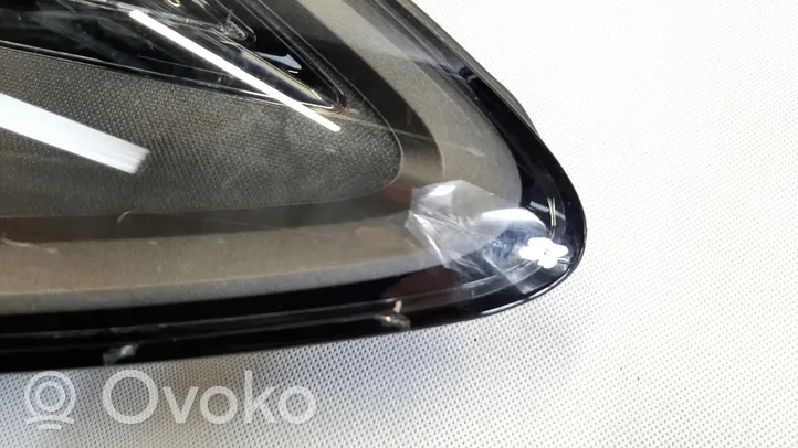 Porsche Cayenne (9Y0 9Y3) Lampa przednia 9Y0941034AA