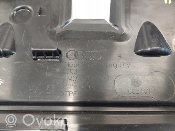 Audi Q7 4M Kühlerverkleidung 4M0121286