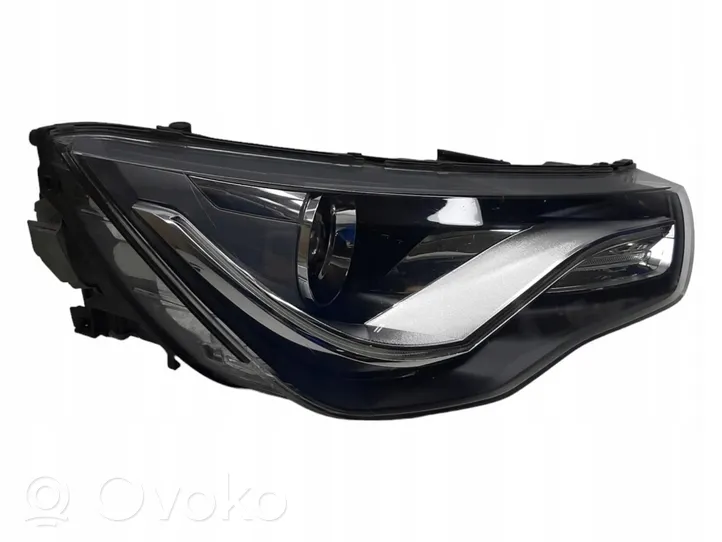 Audi A1 Lampa przednia 8x0941004M