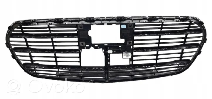 Mercedes-Benz S W223 Front grill A2238804100