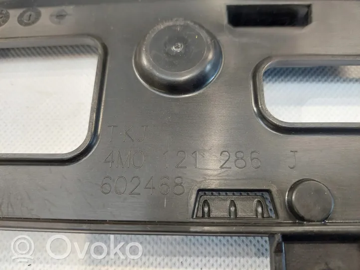 Audi Q8 Radiatoru dekoratīvā apdare 4M0121286J